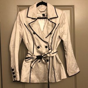 Sheen Cream Jacket with Black Accent Detailing